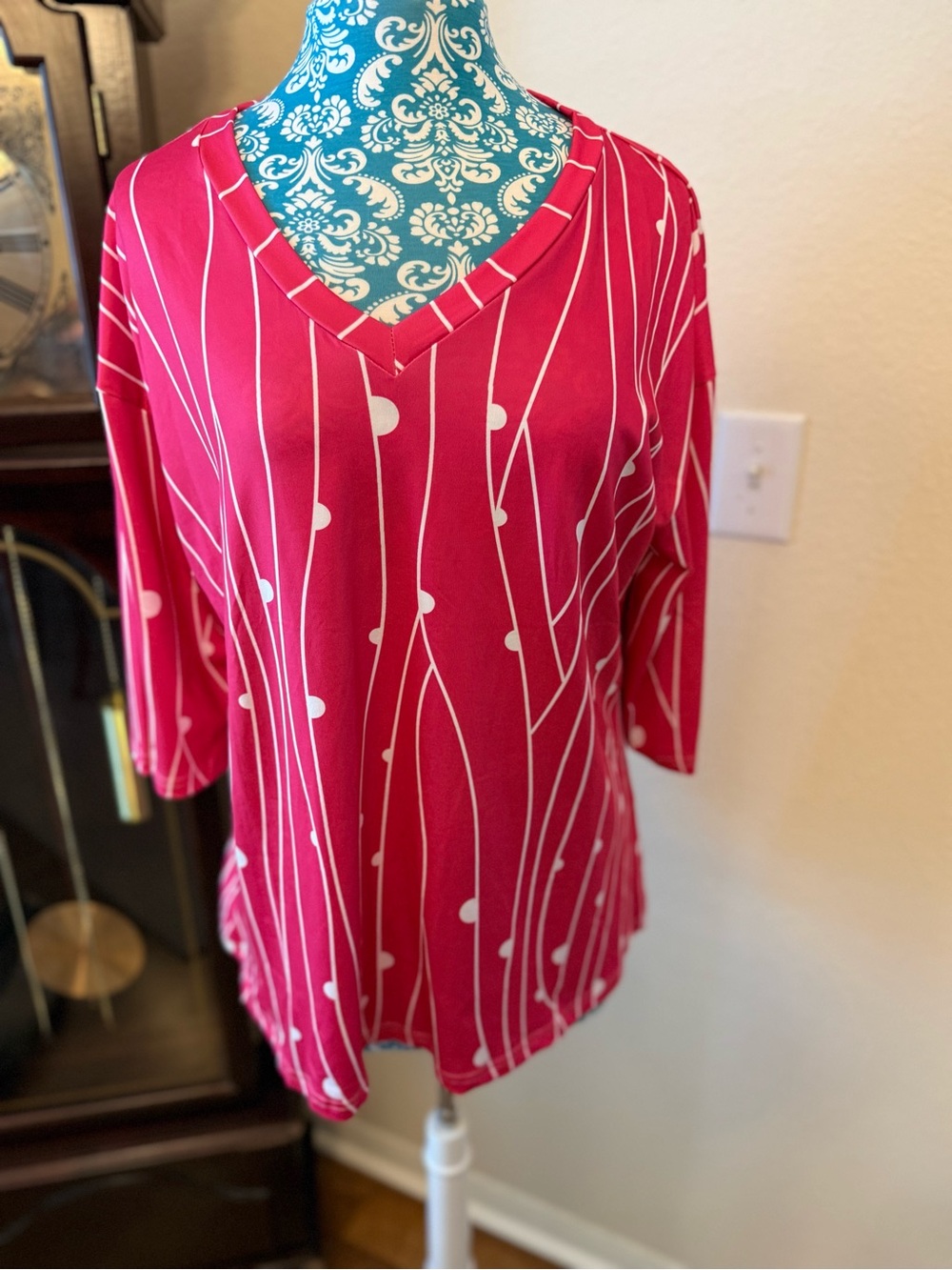 V-Neck Short Sleeve Pink Stripe & Dot Pattern Top